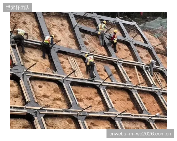 万科松花湖升级防护系统，KeeAnchor配重式地锚应对非标准边坡的安装挑战